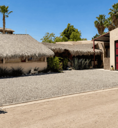 Casa del Capitán: 1/2 block from the Marina