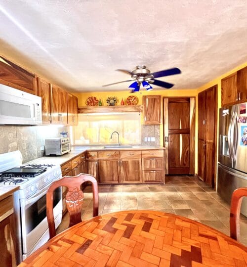 Move-In Ready Casa 7: Heart of Loreto Convenience