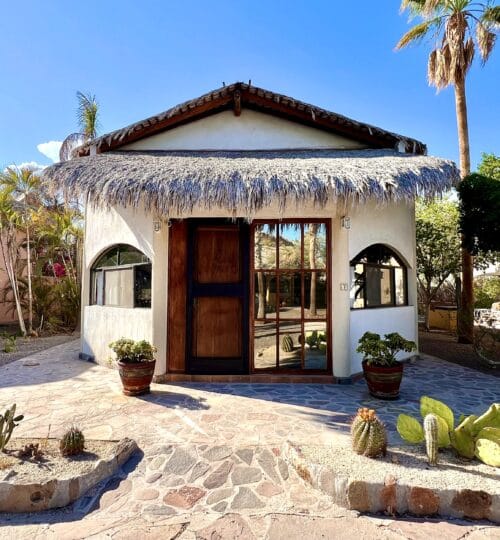 Move-In Ready Casa 7: Heart of Loreto Convenience