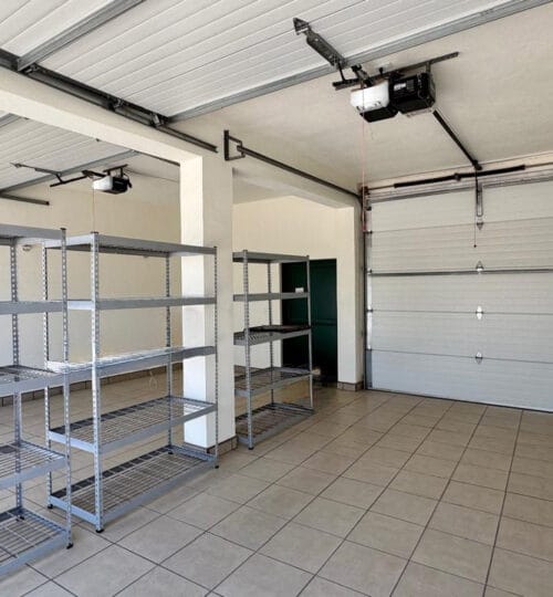 New Zaragoza Studio, One Block from the Beach