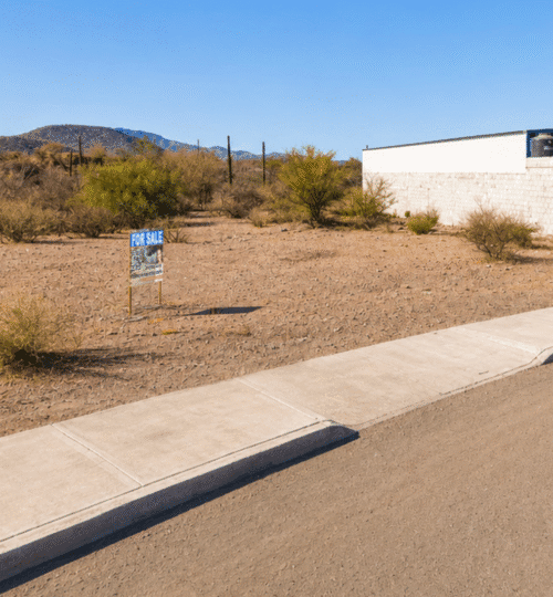 Fully Serviced Commercial Lot